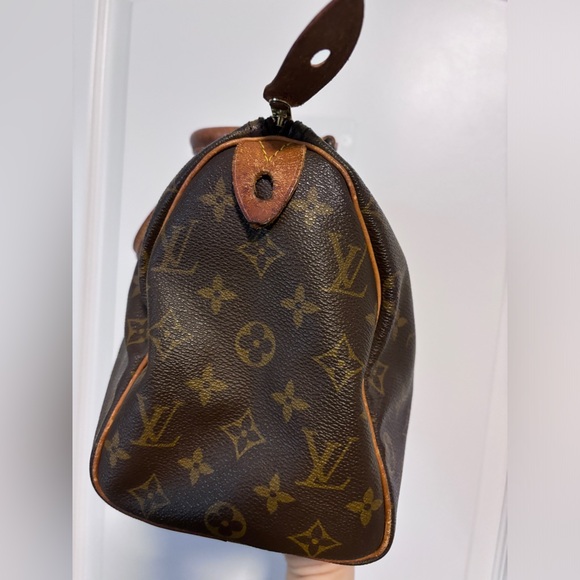 Louis Vuitton | Vintage Authentic Monogram Speedy 25 - Picture 13 of 15